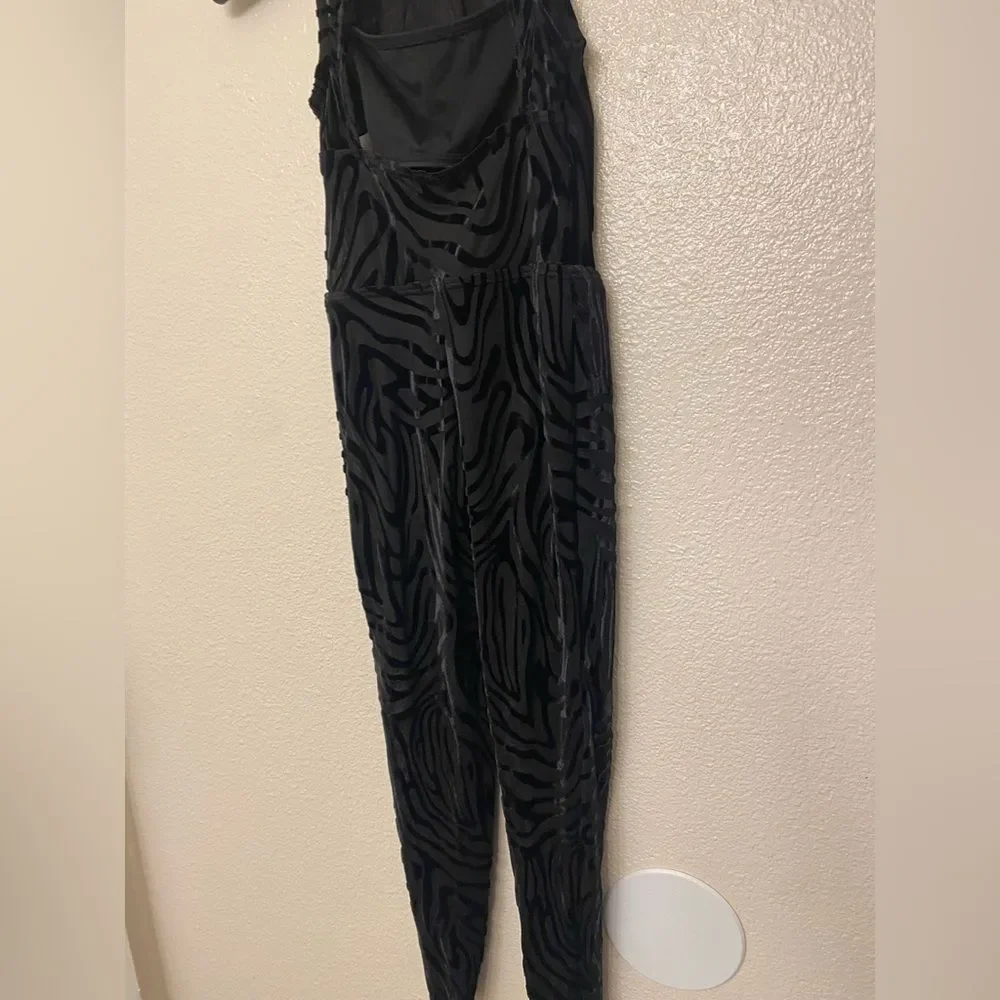 WEISSMAN Elite Dance Costume black Burnout Animal Mesh Unitard NV11636 IC 7/8